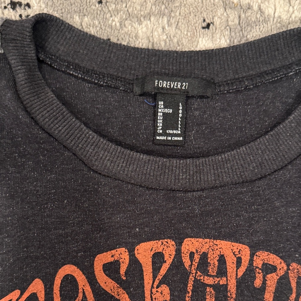 Black and Gray Yosemite Crop Top - Picture 6 of 7
